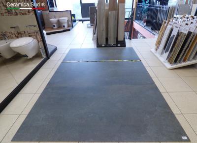 Piastrelle per cucina lastra in Gres effetto pietra vulcanica basalto antracite 180 x 90 cm. - immagine 12