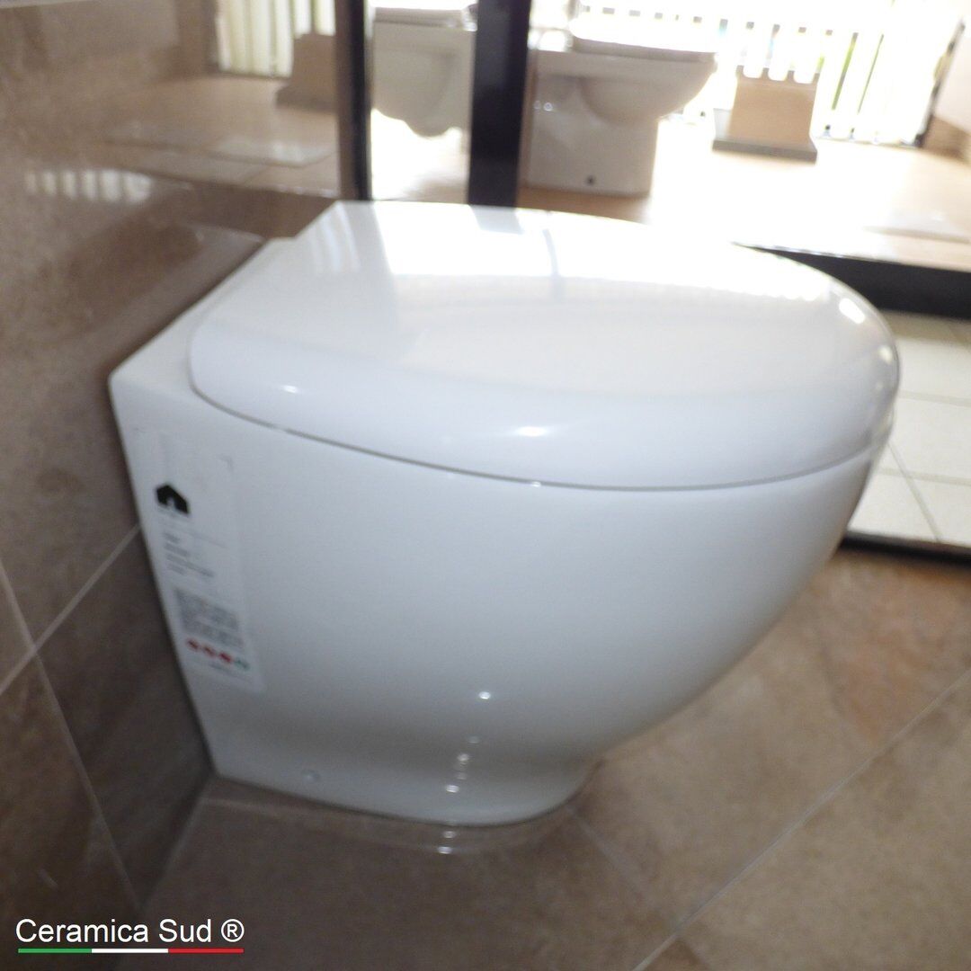 Sanitari a terra filo muro Made in Italy - Wc + Bidet + Copri-wc - Prima scelta CERTIFICATA © - immagine 3