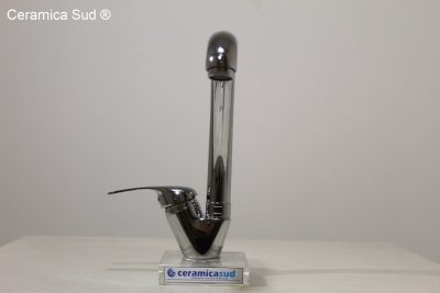 Juhthoova ja pööratava tilaga köögisegisti Mix Seven Shower Series kraanid – pilt 9