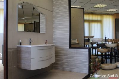 Suspended bathroom furniture two-tone wood effect 106 cm. Made in Italy
