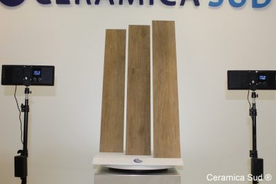 Pavimento effetto legno rovere scuro rusticale venato naturale / rettificato 120 x 20 cm. - immagine 8