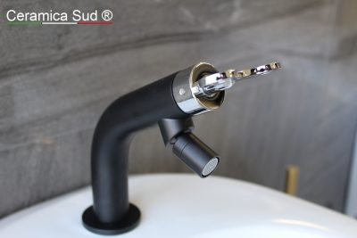 Svart handfatskran + bidé Tillverkad i Italien komplett med mattsvart avfall - bild 9