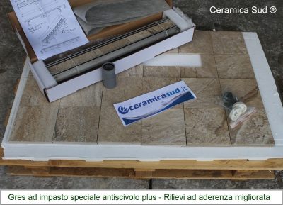 Sklisikkert Gres dusjkar, R11-sertifisert, flekkbestandig steineffekt, 70 x 120 cm. - bilde 10
