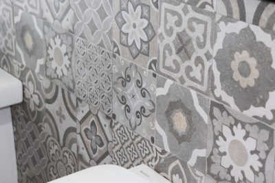 Idea per rivestimento bagno Cementine Shabby Chic piastrelle in Gres Porcellanato antimacchia - immagine 4
