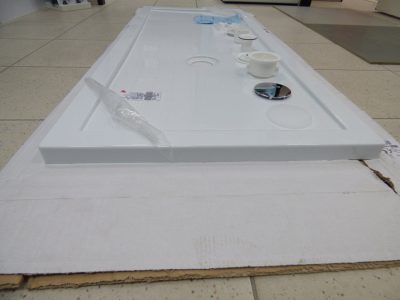 Tráidire cith 170 x 70 cm. Novellini treisithe le próifílí cruach An chéad rogha - DEIMHNIÚ © - íomhá 12
