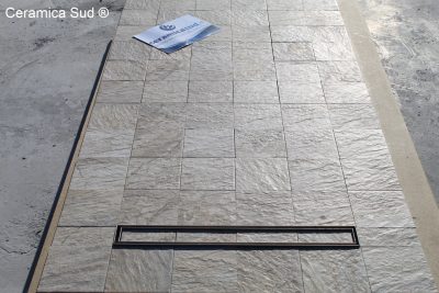 Sklisikkert Gres dusjkar, R11-sertifisert, flekkbestandig steineffekt, 70 x 140 cm. - bilde 4