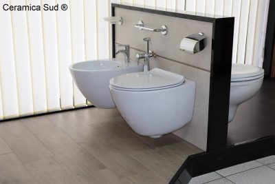 Groot Italiaans hangend sanitair 52 cm. Randloos Domus Falerii - Toilet + Bidet + Toiletdeksel + bevestigingsset - afbeelding 13