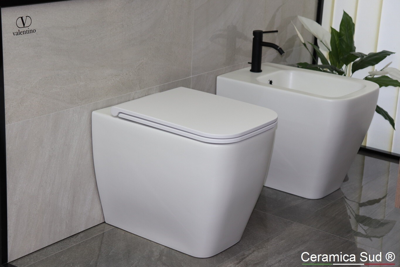 Coppia di sanitari bianco opaco Grandi 55 cm. Rimfree filomuro a terra Prima scelta - CERTIFICATA © - immagine 14