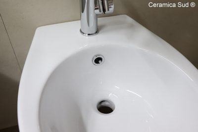 Lille italiensk ophængt sanitetsgrej 48 cm. Fælgefri Domus Falerii - Toilet + Bidet + Toiletbetræk + beslag - billede 12