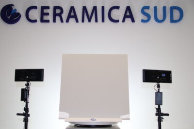 Pavimento bianco assoluto lucido New Super White 2024 sovrapponibile 80 x 80 cm. levigato e rettificato - immagine 21