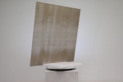 STOCK Ultimi metri Pavimento in Gres Porcellanato effetto resina spatolata beige dorato 120 cm. - immagine 9