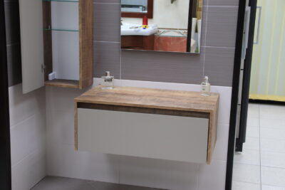Erbjudande MOON upphängt badrumsskåp med 80 cm pelare. träeffekt - MADE IN ITALY - bild 17