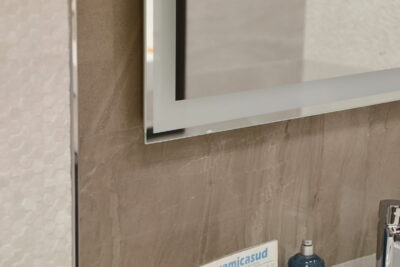 Mobile bagno sospeso moderno da 100 cm. effetto legno quercia con cassetti a specchio - immagine 14