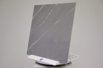 Pavimento effetto marmo grigio venato 90 x 90 rettificato - immagine 20