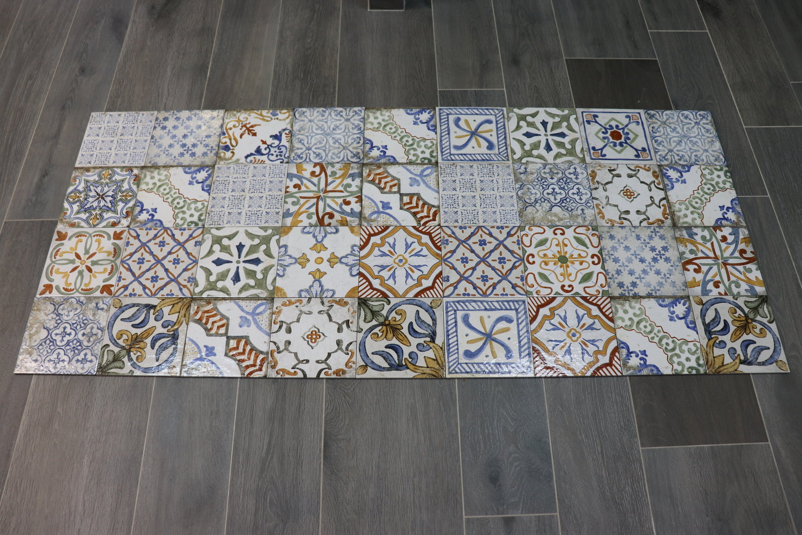 Cementine in gres porcellanato perfetto stile vintage retrò effetto lucido bagnato fuga precisa 2 mm