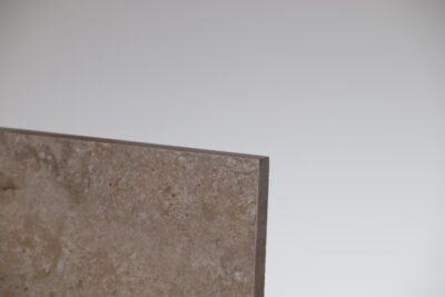 Rivestimento effetto tufo etrusco da esterno  90 x 90 cm. gres porcellanato - immagine 20