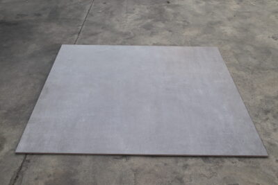Gespatelde grijze betoneffectvloer 120 x 120 cm. in porselein-steengoed - afbeelding 12