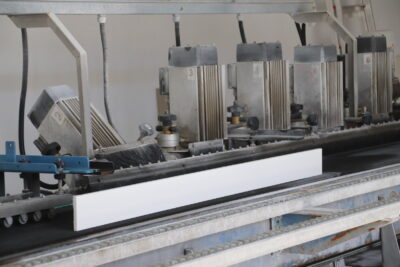 Battiscopa bianco assoluto Gres Porcellanato tutta massa opaco FLORIM 120 cm. - immagine 25