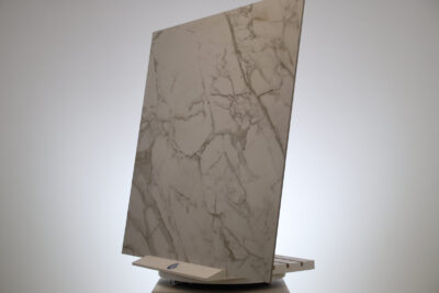 Pavimento Monocibec da interno gres porcellanato effetto marmo statuario Gold lappato 120 x 120 cm. - immagine 19