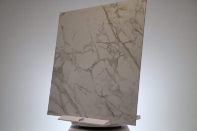 Pavimento Monocibec da interno gres porcellanato effetto marmo statuario Gold lappato 120 x 120 cm. - immagine 20