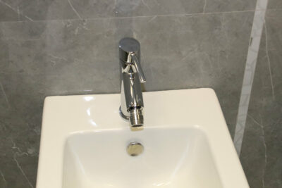 Wandbündige Sanitärkeramik Serie GALASSIA DREAM Toilette + Bidet + SoftClose-Sitz – ANTI-GELBENDE Emaille – Bild 10
