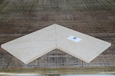 Angolo bordo piscina effetto pietra naturale gres porcellanato resistente al sale spessore 2 cm. - immagine 8