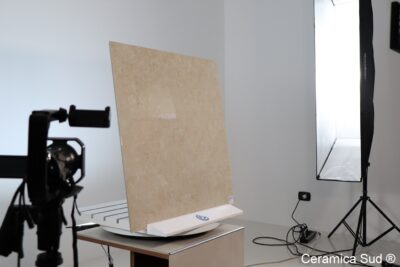 Pavimento da interno lucido a specchio effetto marmo Botticino crema fiorito beige 80 x 77,7 cm. - immagine 9