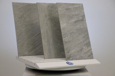 Rivestimento da esterno in Gres porcellanato Apuano light 30 x 60 cm. - immagine 4