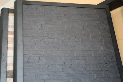 Rivestimento per muri effetto pietra colore nero assoluto listellare 50 x 34 cm. - immagine 3