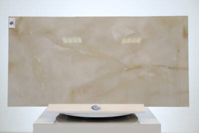 Pavimento gres porcellanato senza fuga marmo onice rettificato levigato a specchio 60 x 120 cm. - immagine 3