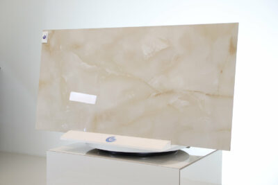 Pavimento gres porcellanato senza fuga marmo onice rettificato levigato a specchio 60 x 120 cm. - immagine 4