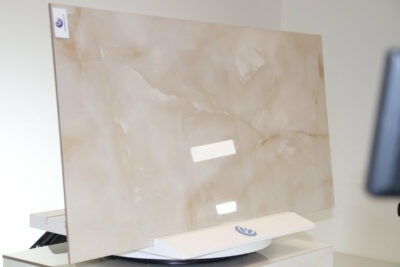 Pavimento gres porcellanato senza fuga marmo onice rettificato levigato a specchio 60 x 120 cm. - immagine 8