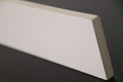 Battiscopa bianco assoluto gres porcellanato lato frontale smaltato altezza 4 cm. x larghezza 120 cm - immagine 5