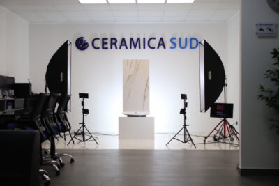 Urlár éifeacht marmair Calacatta ór bán agus earraí cloiche porcelain vein airgid 120 x 60 cm. - íomhá 16