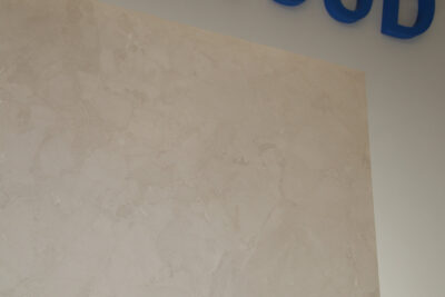 Pavimento serie effetto pietra lunare in Gres porcellanato senza fuga rettificato 90 x 90 cm. - immagine 8