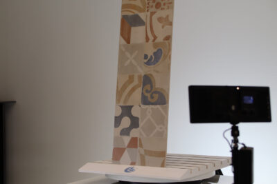 Rivestimento moderno per bagni effetto cementina multicolor 33 x 100 cm. - immagine 10