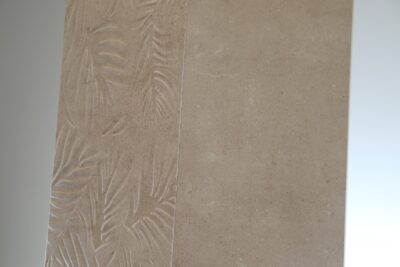 Clúdach tíleanna seomra folctha 3D le héifeacht cloiche, dath gaineamh, meascán de chineálacha níos fearr, 30 x 90 cm. - íomhá 6