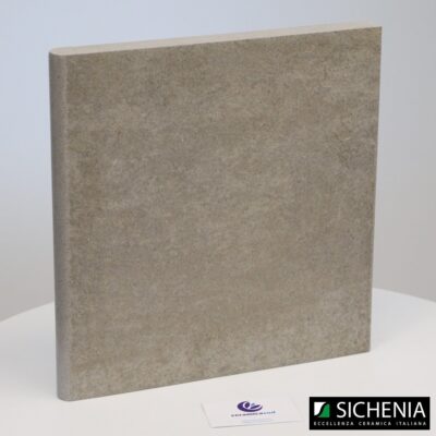 Bordo piscina R11 pietra naturale Ardesia gres antiscivolo resistente al sale spessore 3 cm SICHENIA
