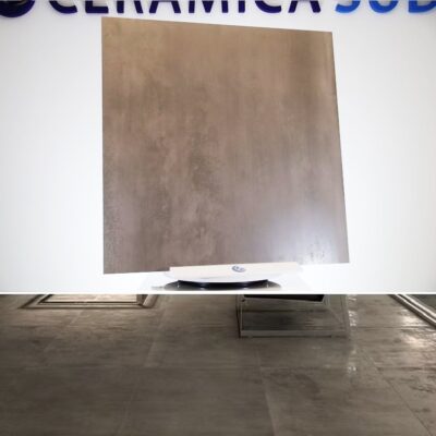 Pavimento da interno in Gres porcellanato effetto cemento platino 120 x 120 cm.