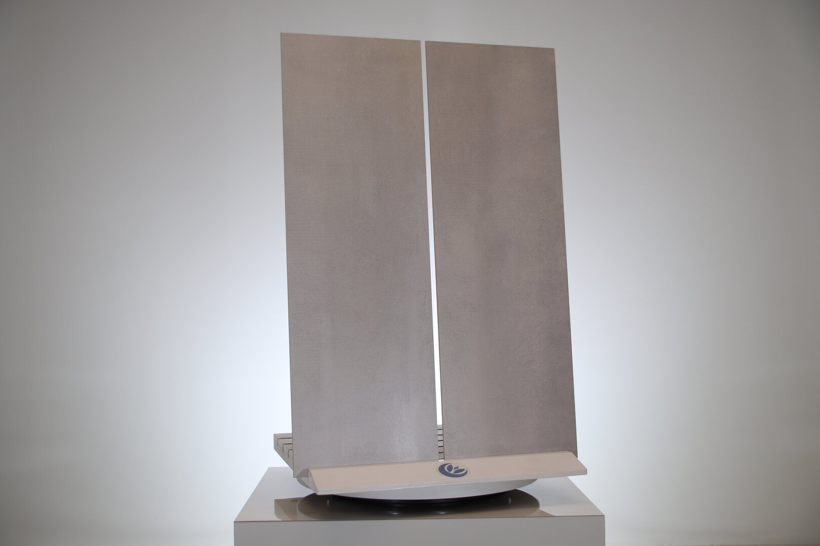 Rivestimento per bagno lussuoso effetto resina cemento Pronta consegna 33,3 x 100 cm. - immagine 5