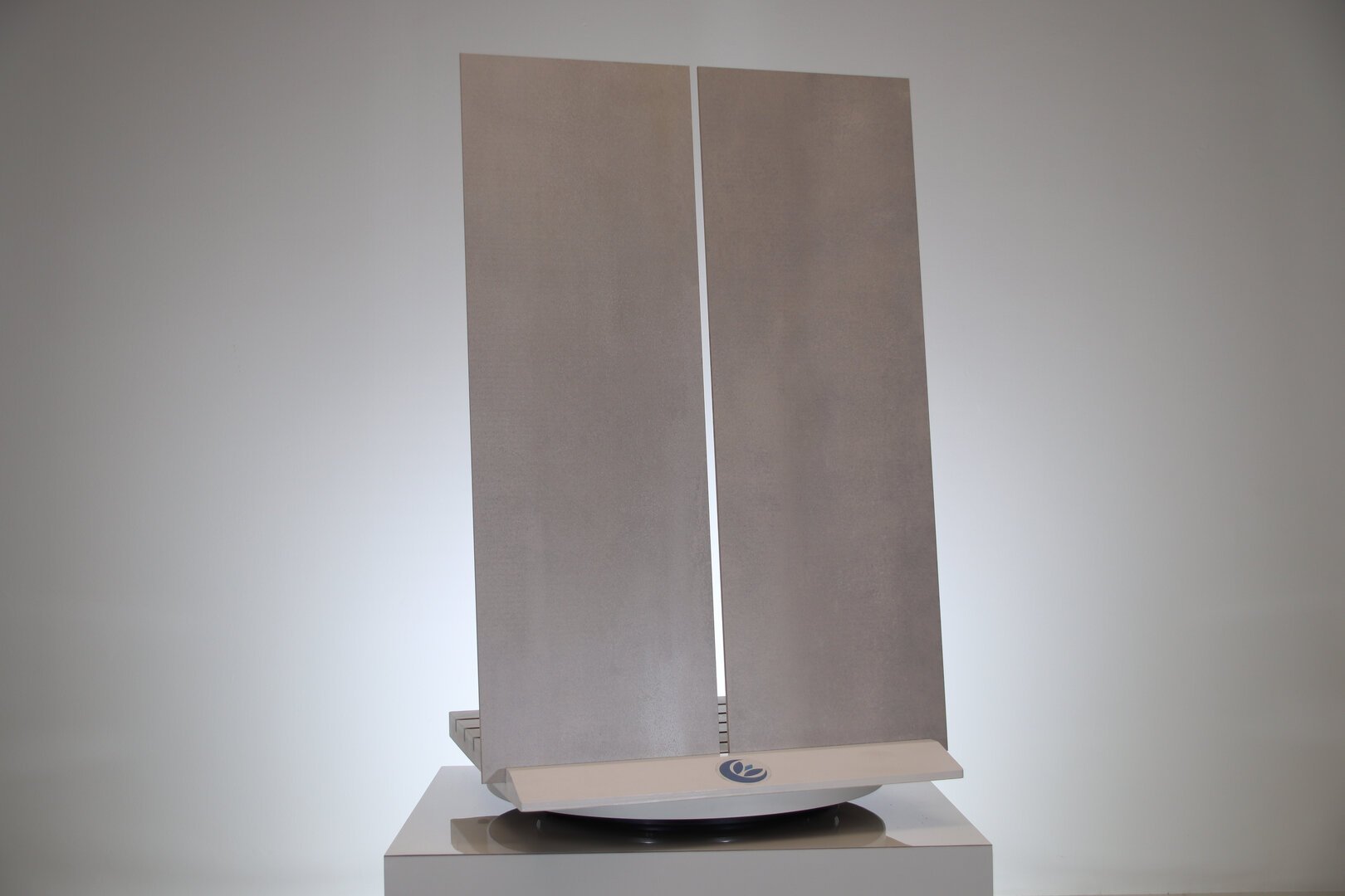 Rivestimento per bagno lussuoso effetto resina cemento Pronta consegna 33,3 x 100 cm. - immagine 6