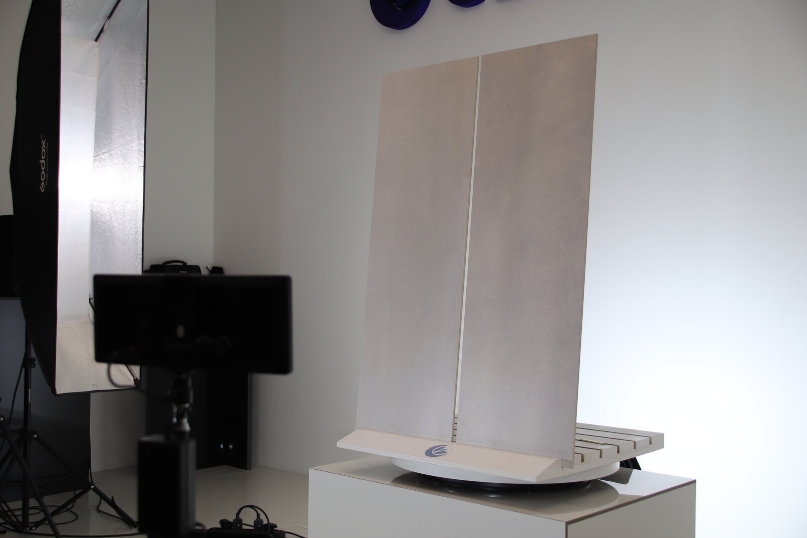 Rivestimento per bagno lussuoso effetto resina cemento Pronta consegna 33,3 x 100 cm. - immagine 18