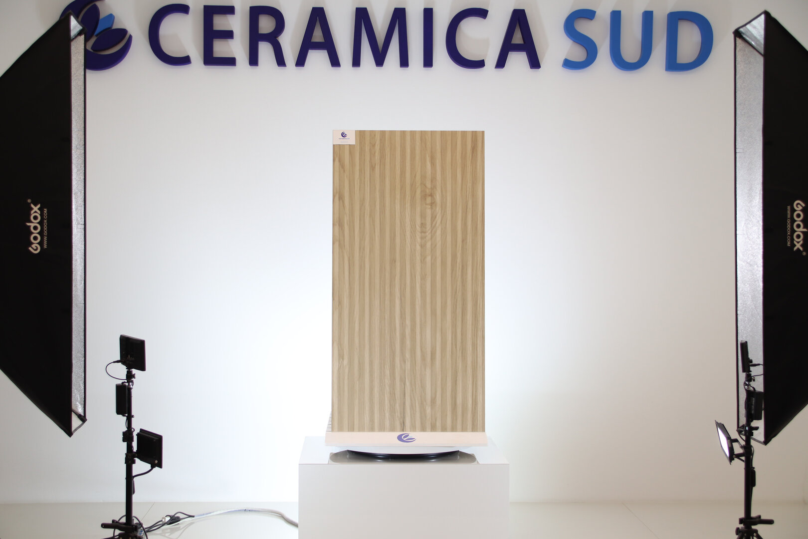 Rivestimento cannettato 3D Rovere chiaro interno Esterno 60 x 120 cm. - immagine 6