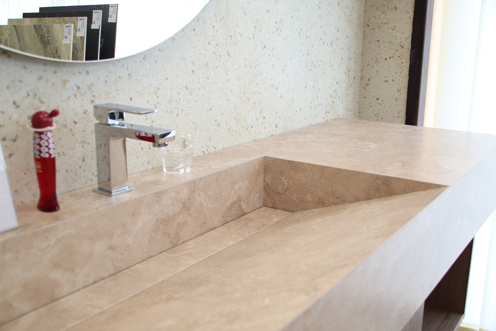 Mobile da bagno 150 cm. top in gres porcellanato con colonna cassetto e ripiano - immagine 6