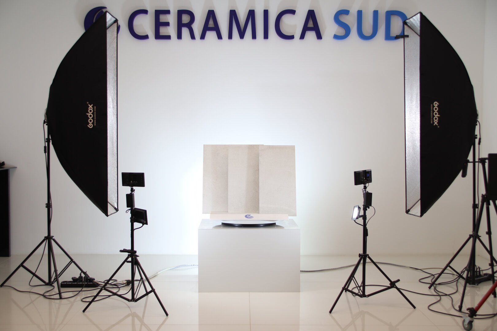 Rivestimento esterno effetto pietra bianca dolomite gres porcellanato Piemme Ceramiche 30 x 60 cm. - immagine 11