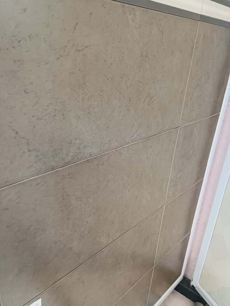 Stock fine metratura non riordinabile - Rivestimento murale per interni colore tabacco 20 x 40 cm. - immagine 2